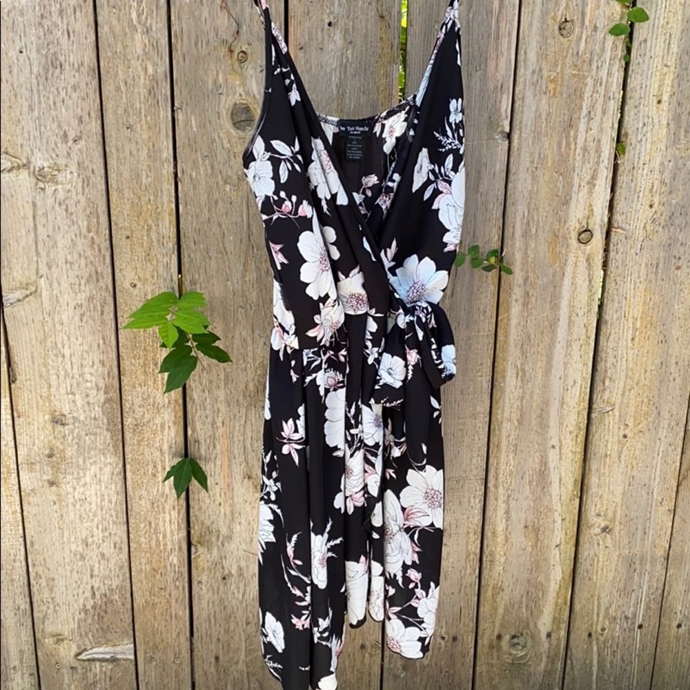 Gorgeous floral summer dress